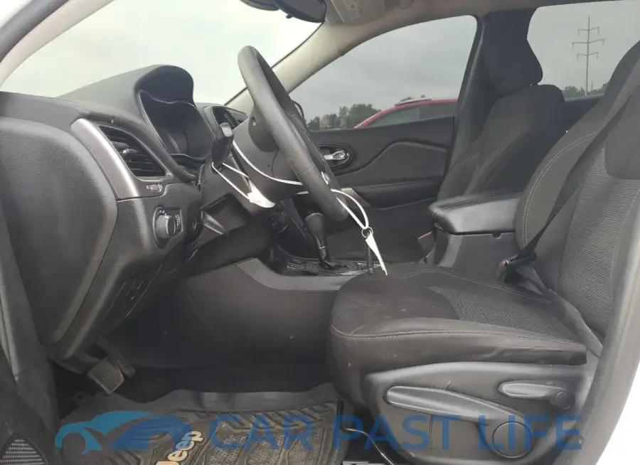 1C4PJLCB6MD211180# 7