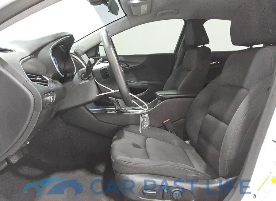 1G1ZD5ST7LF101868# 7