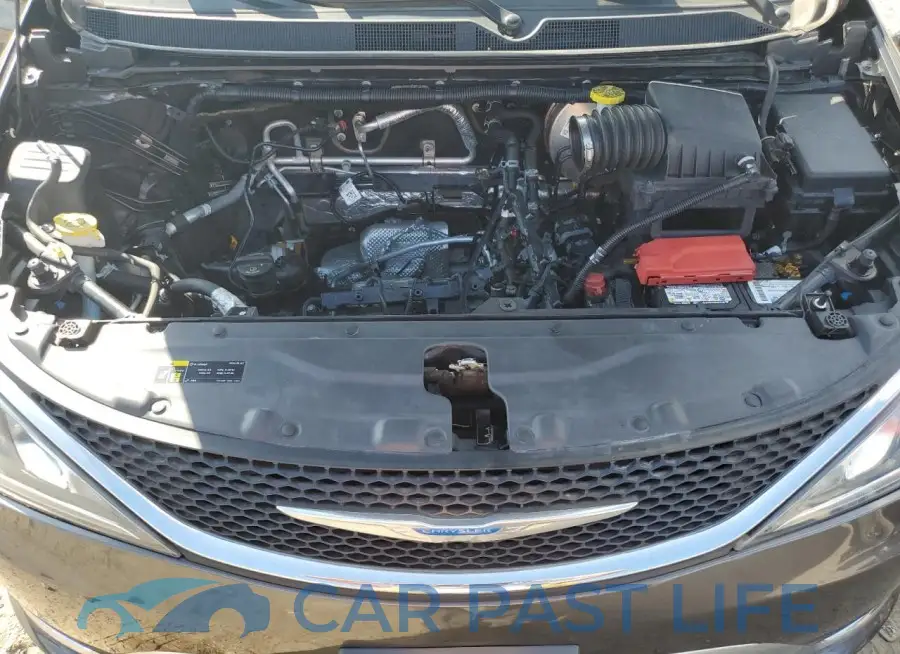2C4RC1FG6JR339619# 12