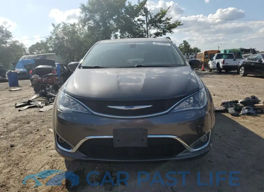 2C4RC1FG6JR339619# 5