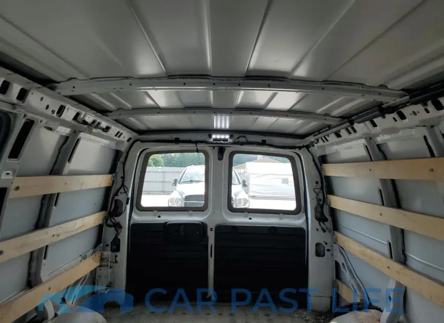 1GTW7AFP8M1190517# 10