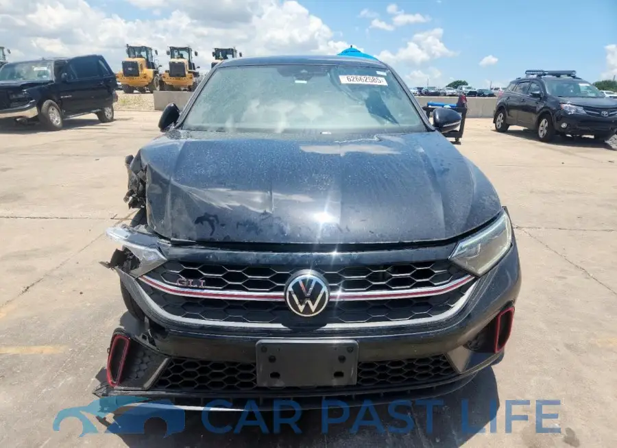 3VW2T7BU1RM102875# 5
