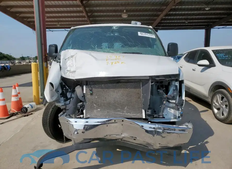 1GTW7AFP8R1239450# 5