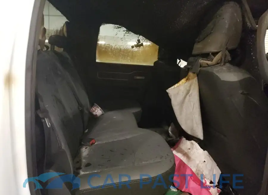 3C6UR5JL6PG598136# 10