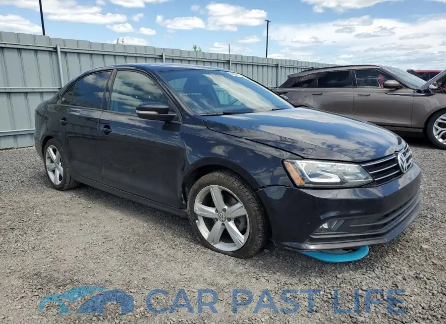 3VWD07AJ9GM417090# 4