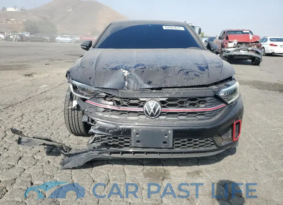 3VW2T7BU2NM025198# 5