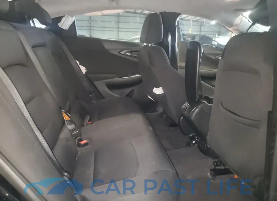 1G1ZD5ST2JF209683# 10