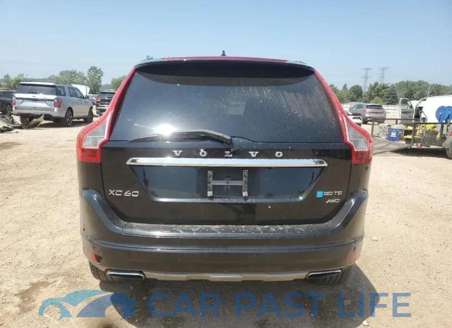YV4902RM8G2833744# 6