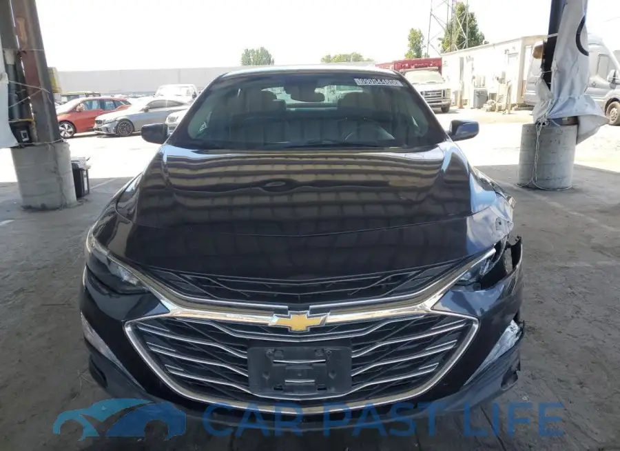 1G1ZD5ST1PF183800# 5