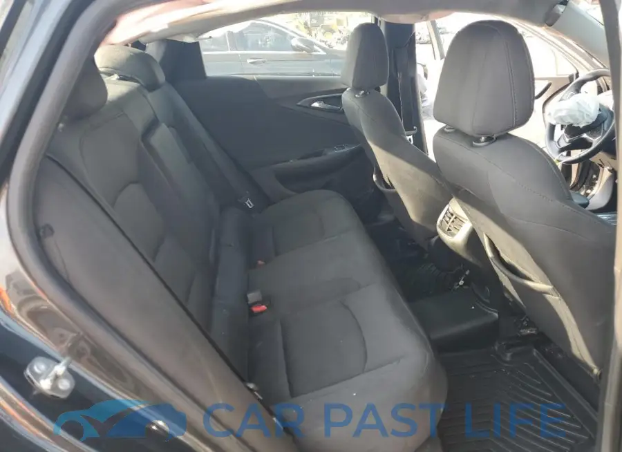 1G1ZD5ST1JF256493# 10