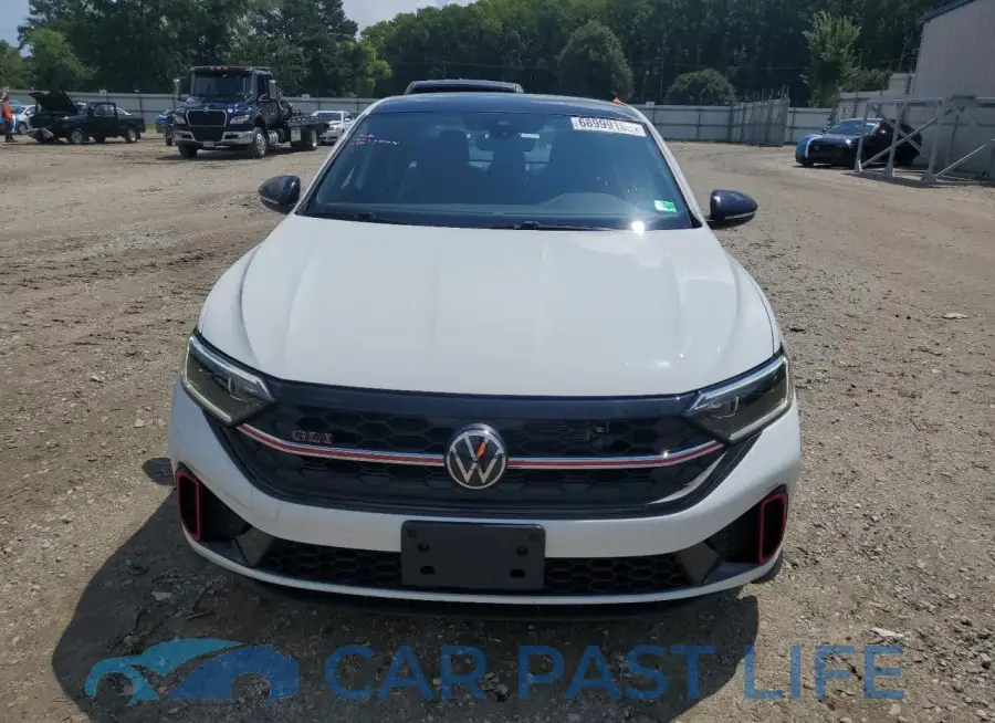 3VW2T7BU0RM097569# 5