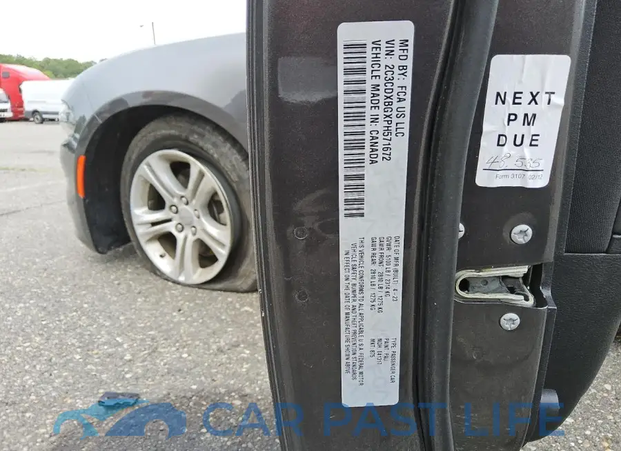 2C3CDXBGXPH571672# 12