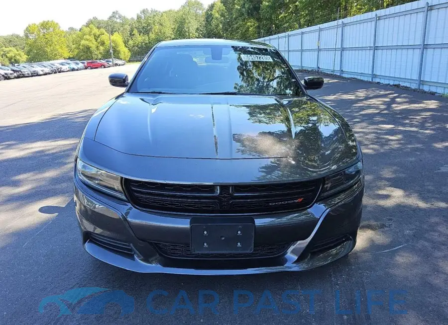 2C3CDXBGXPH571672# 5
