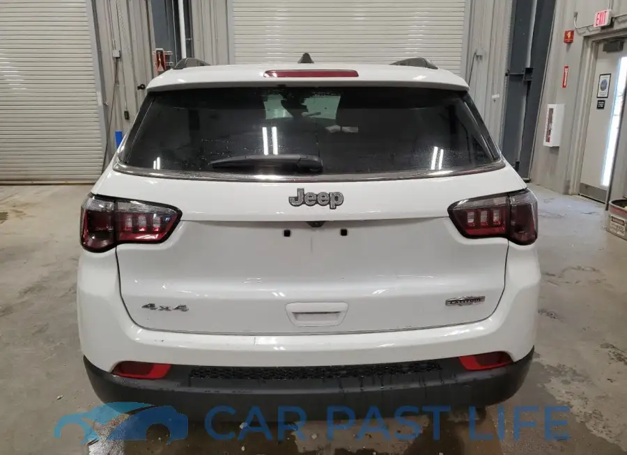 3C4NJDBN9RT110631# 6