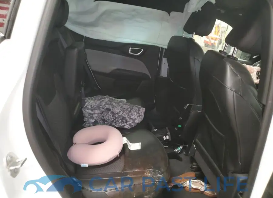 3C4NJDBN9RT110631# 11