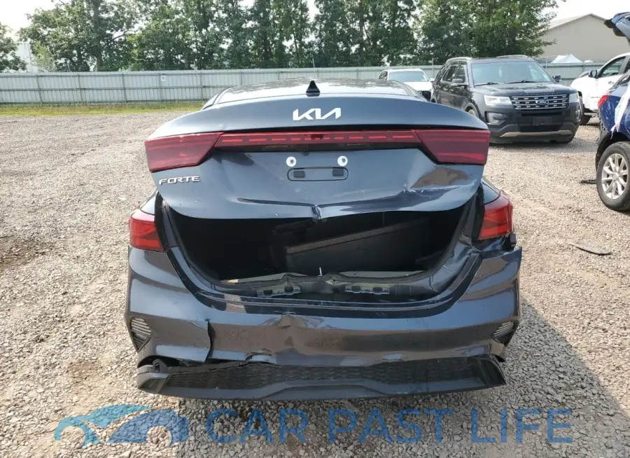 3KPF24AD9RE827416# 6