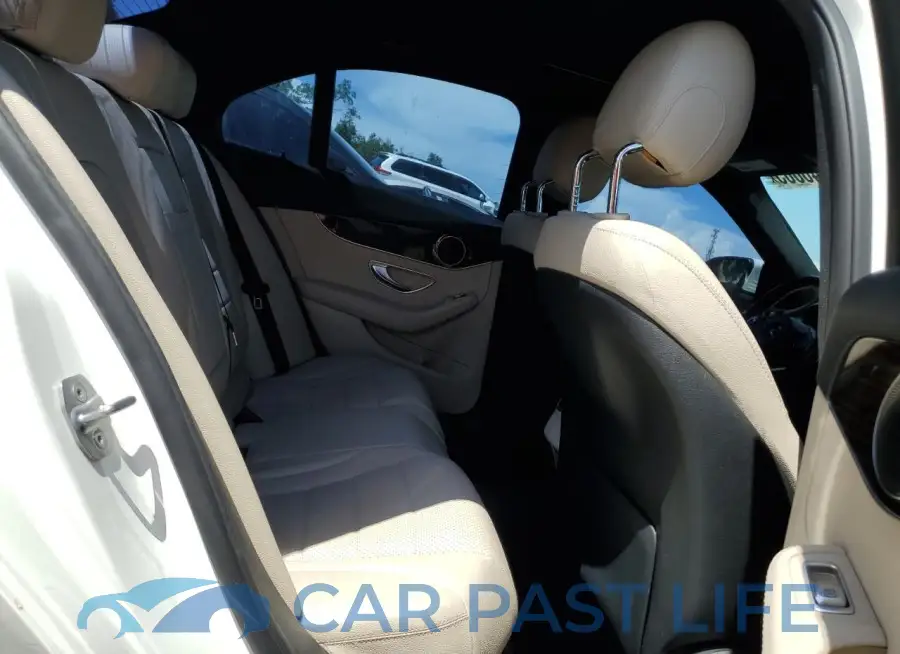 55SWF4JB3JU252049# 10