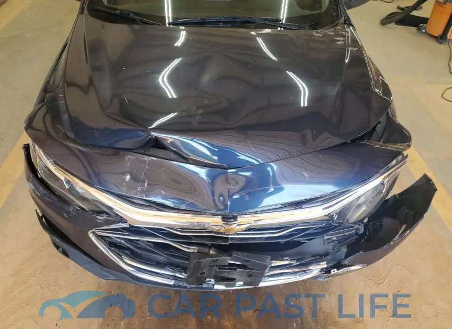 1G1ZD5ST9KF216745# 11