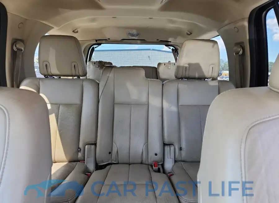 1FMJU1KT5GEF33198# 10