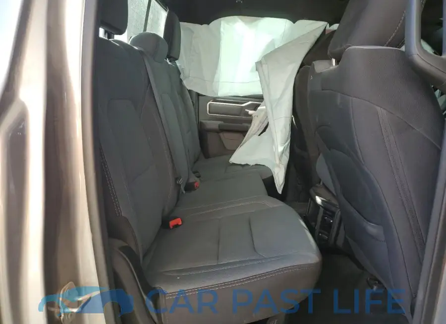 1C6SRFBT9NN138193# 10