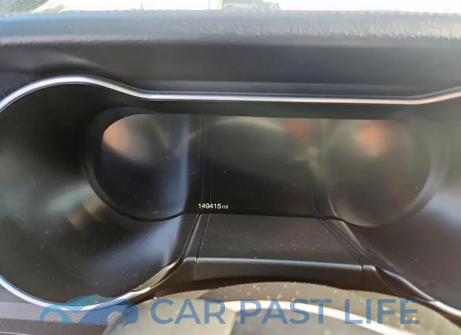 1FA6P8CF6K5102077# 9
