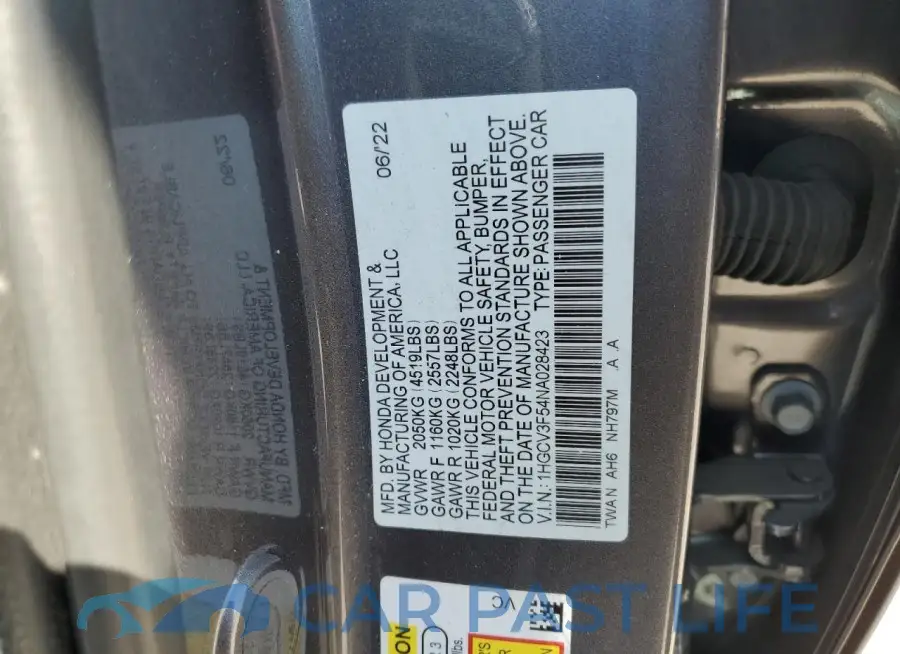 1HGCV3F54NA028423# 12