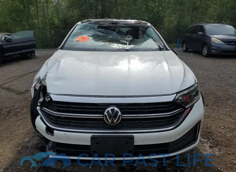 3VWGM7BU2RM082249# 5