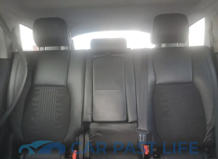 SALCP2RX7JH749104# 10