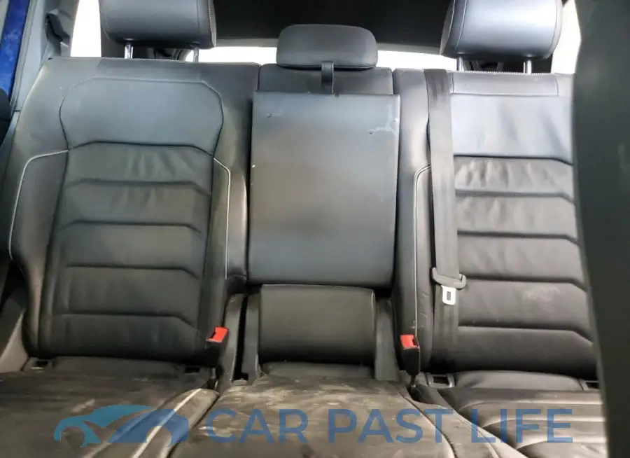 3VV4B7AX2MM046398# 10