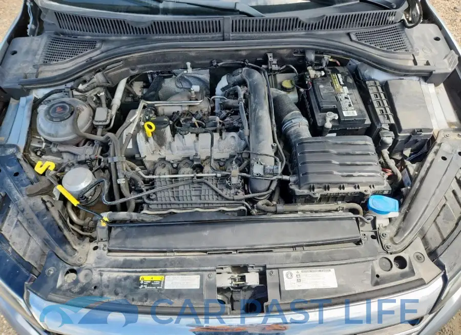 3VWCB7BUXKM201787# 11