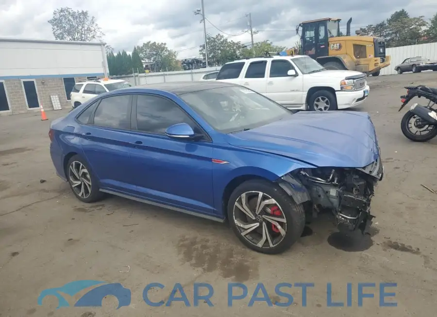 3VW2T7BU3NM015540# 4