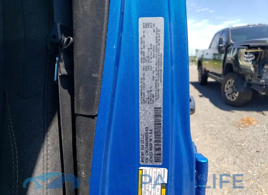 1C4PJXKN6RW235459# 12