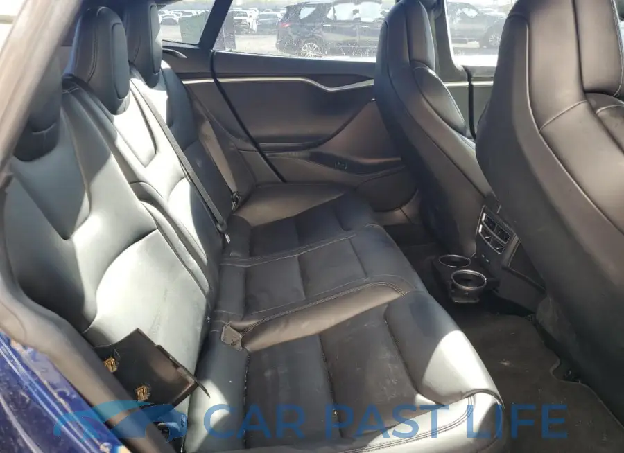 5YJSA1E44HF228801# 10