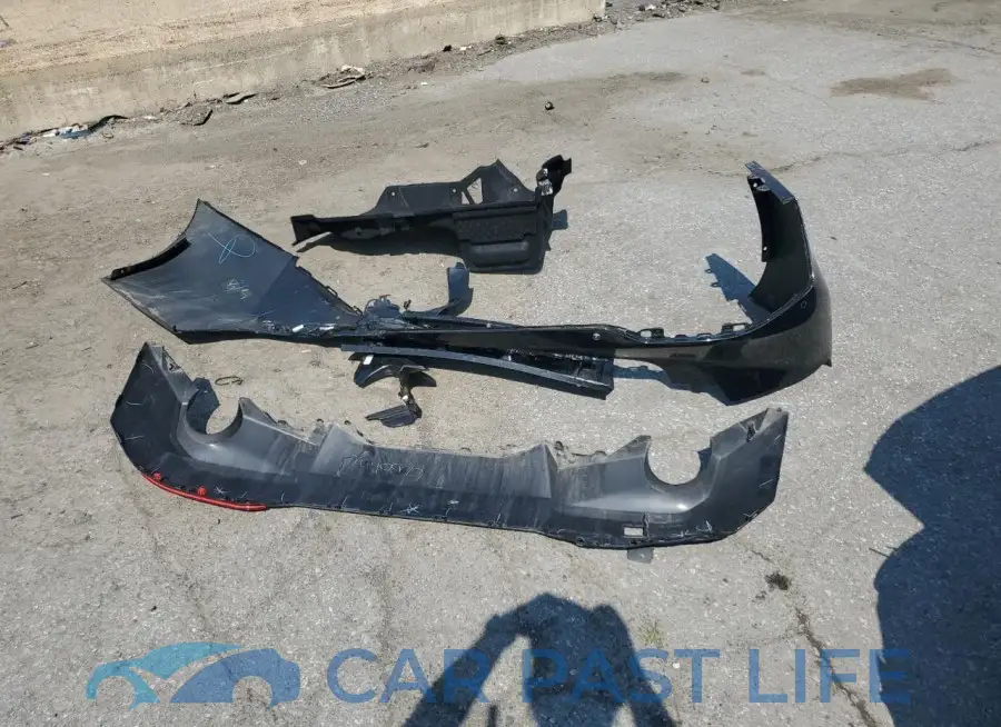 3MW33CM0XR8E81052# 12