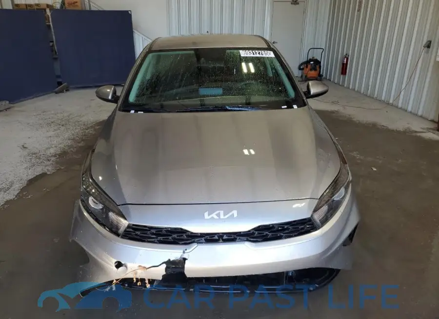 3KPF24AD2RE821196# 5