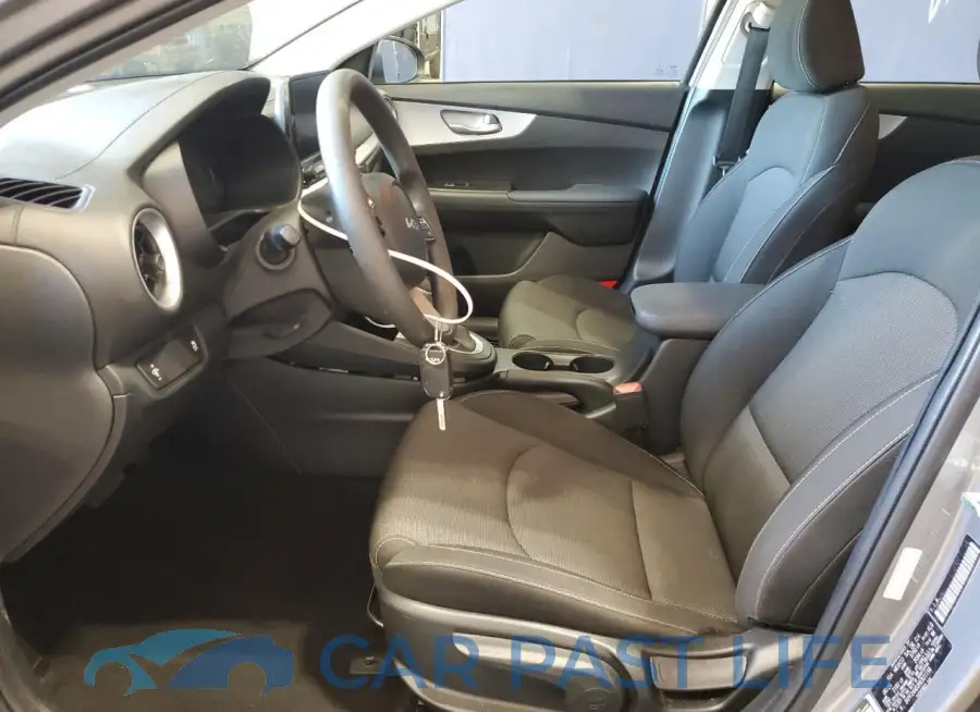 3KPF24AD2RE821196# 7