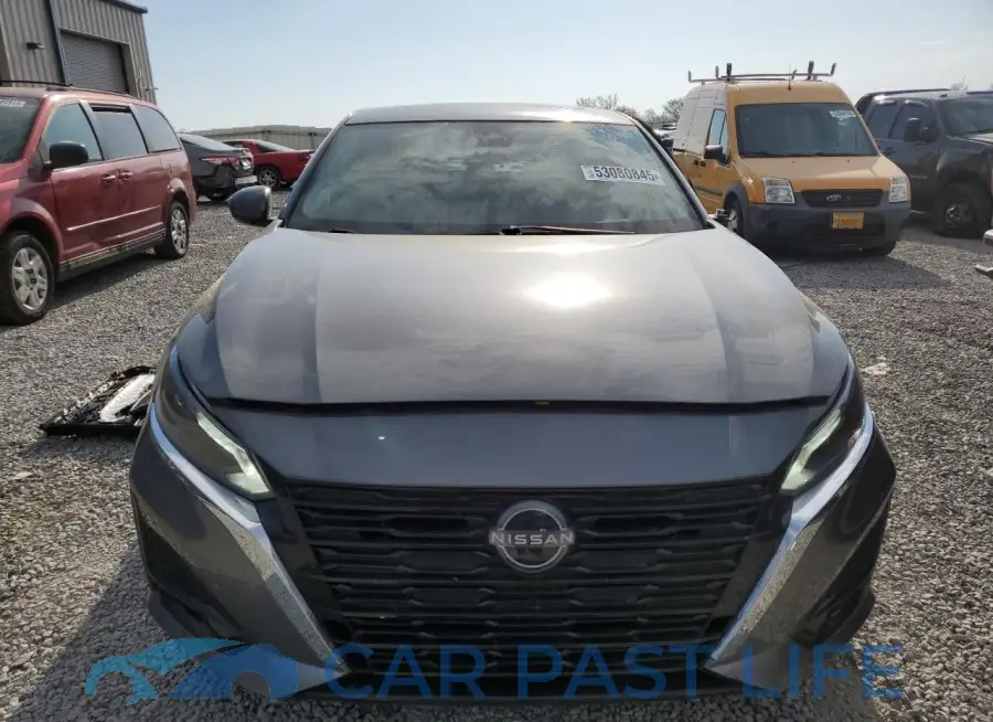 1N4BL4DV3RN429216# 5