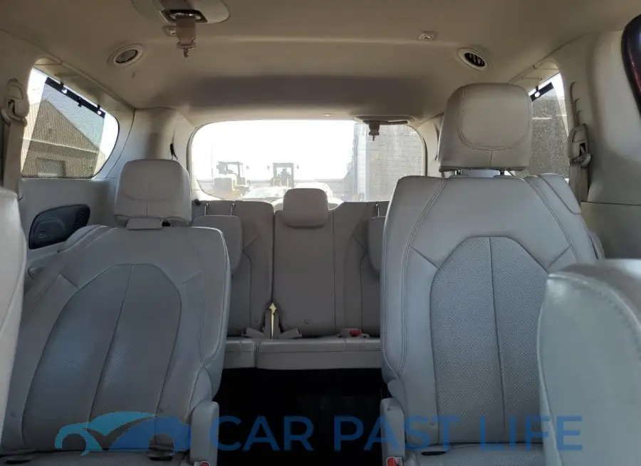 2C4RC1EG5JR174969# 10