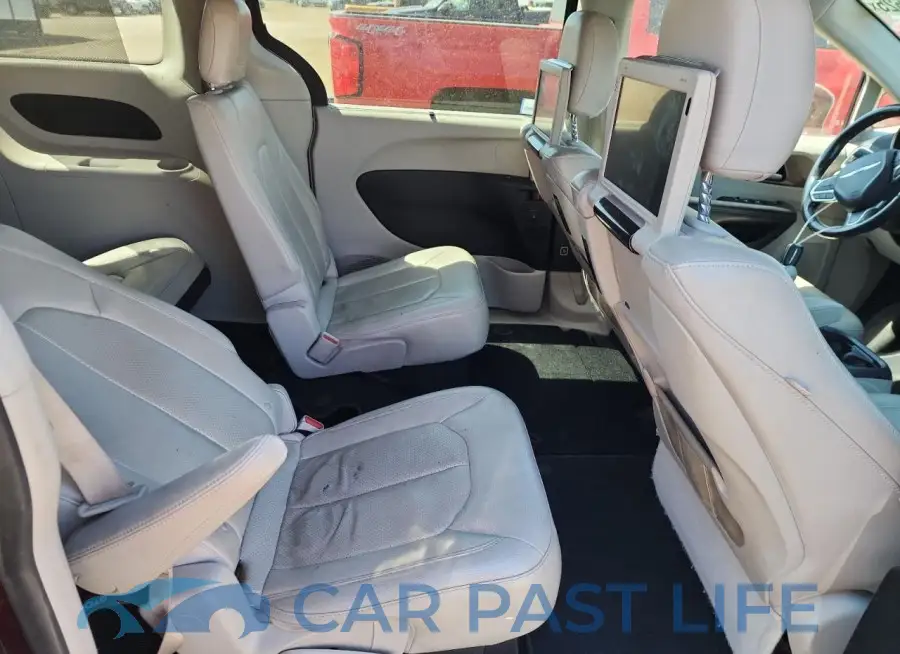2C4RC1EG5JR174969# 11