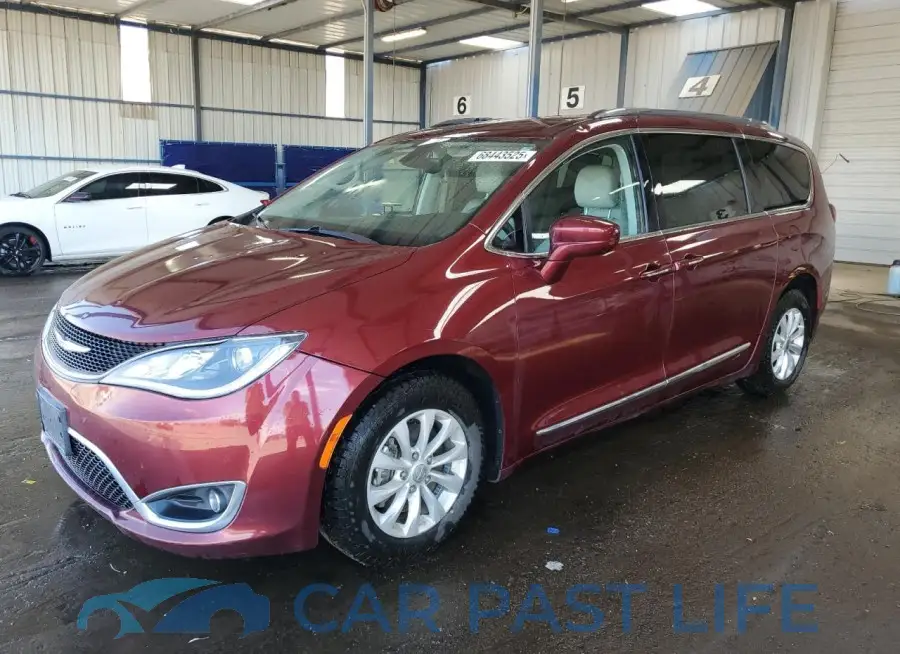 2C4RC1EG5JR174969# 1