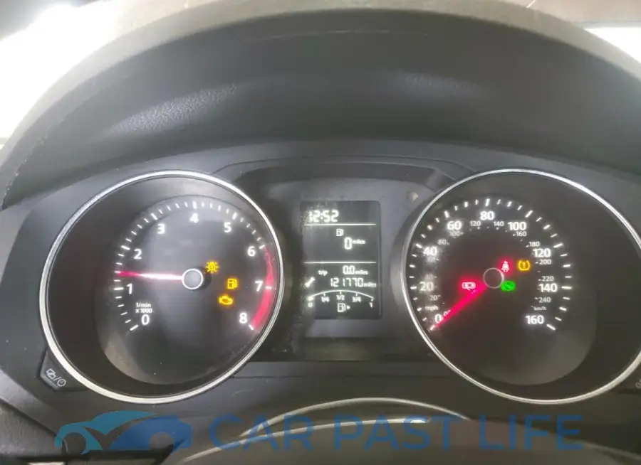 3VW2B7AJ1HM340752# 9