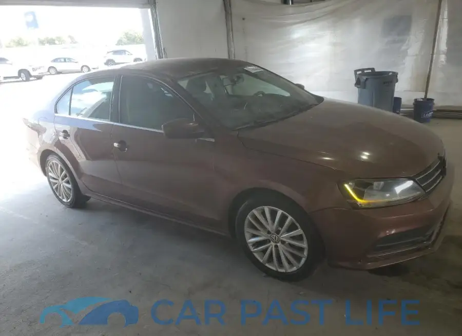 3VW2B7AJ1HM340752# 4