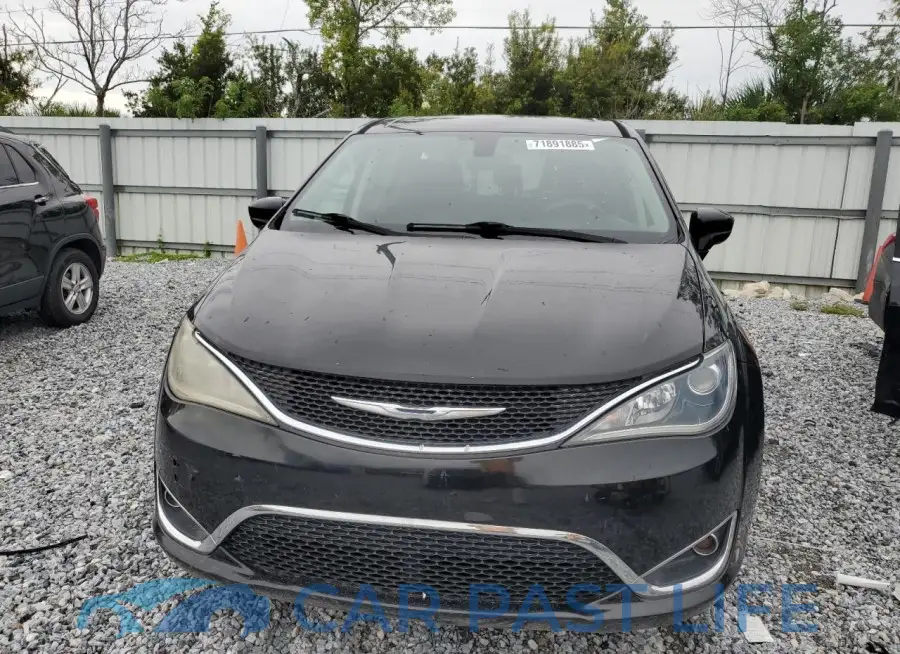 2C4RC1FG9JR124543# 5