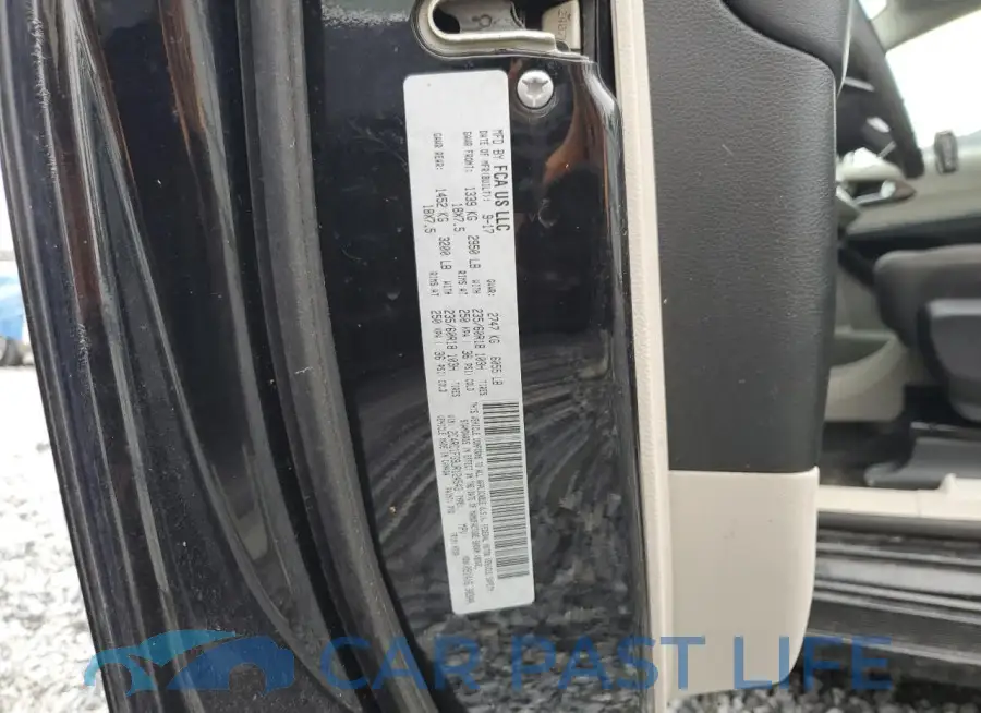 2C4RC1FG9JR124543# 13