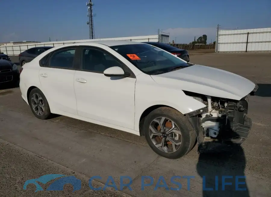 3KPF24AD6LE216475# 4