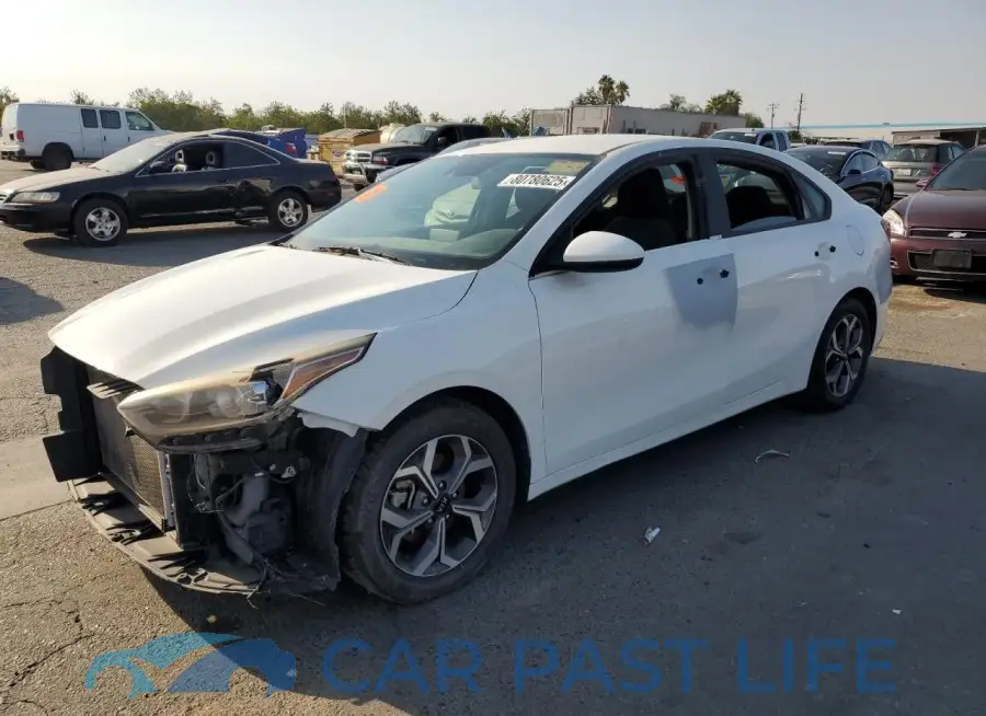 3KPF24AD6LE216475# 1