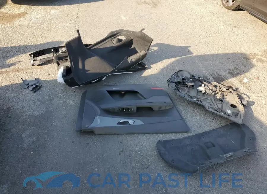 3KPF24AD6LE216475# 12
