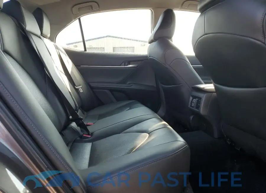 4T1F11BK5RU110460# 10