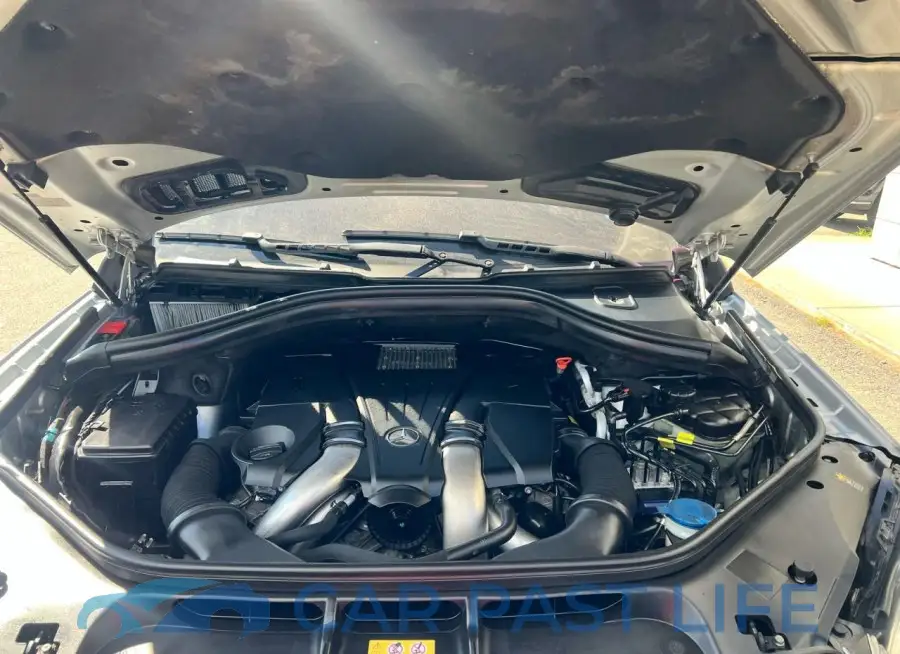 4JGDF7DE5GA700076# 7