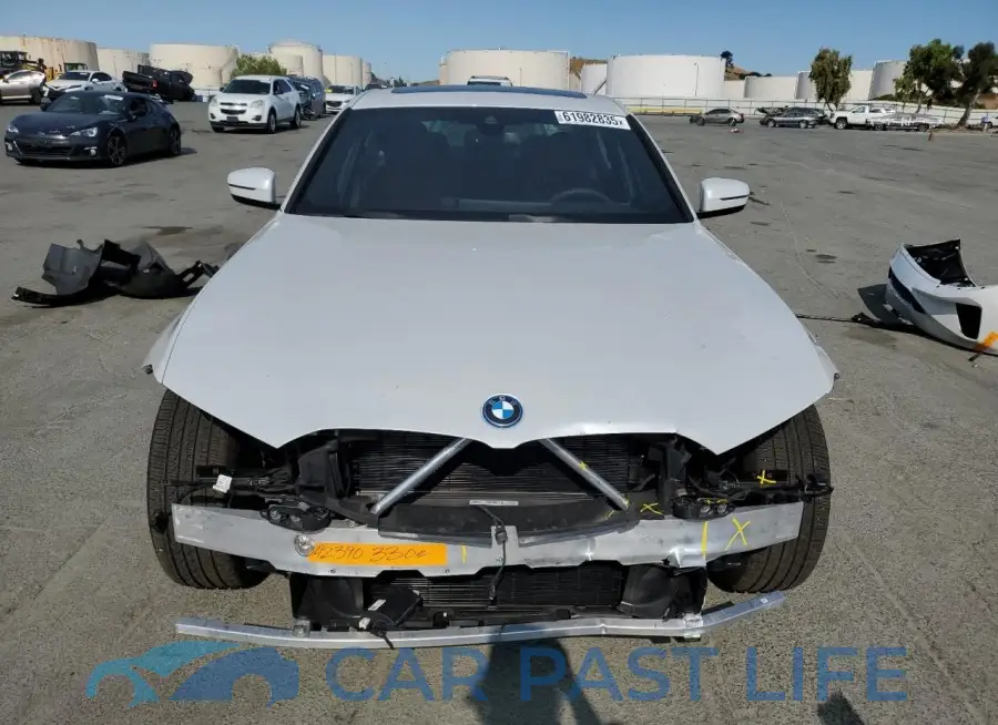 3MW39FF09R8E85221# 5